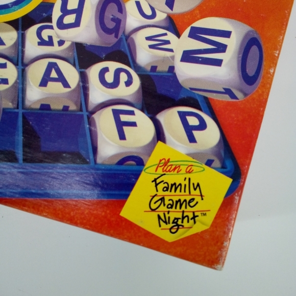 Boggle Complete Parker Brothers 8+ Instructions Included Road Trip Game Night - Picture 8 of 8